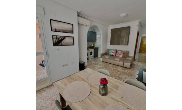 Herverkoop - Apartment - Torrevieja - Playa del Cura