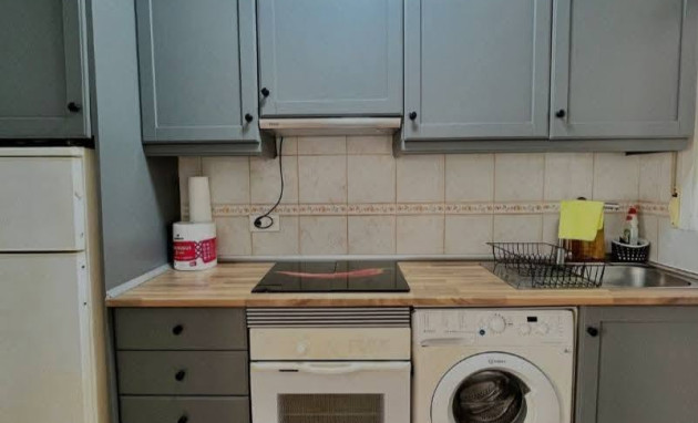 Herverkoop - Apartment - Torrevieja - Playa del Cura