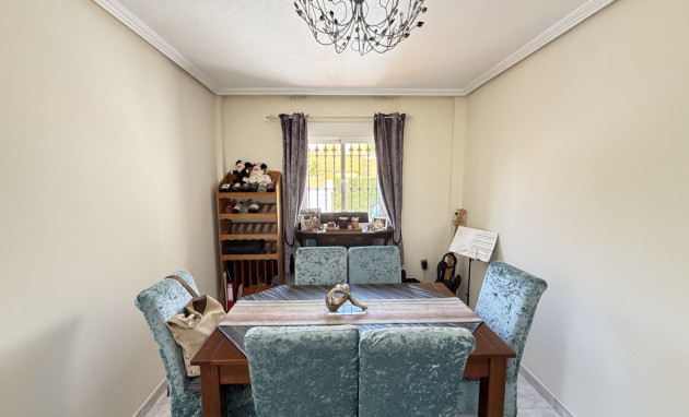 Herverkoop - Detached Villa - Orihuela Costa - Villamartin
