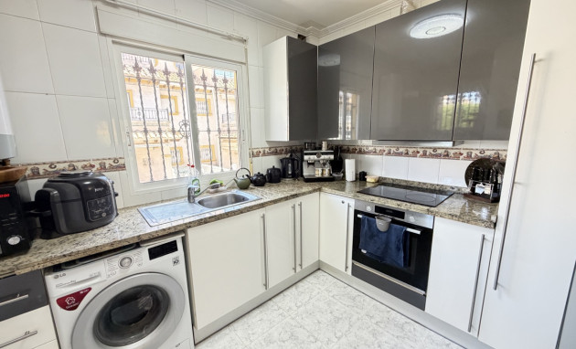 Herverkoop - Detached Villa - Orihuela Costa - Villamartin