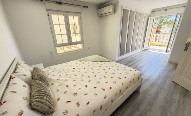Herverkoop - Detached Villa - Orihuela Costa - Las Ramblas