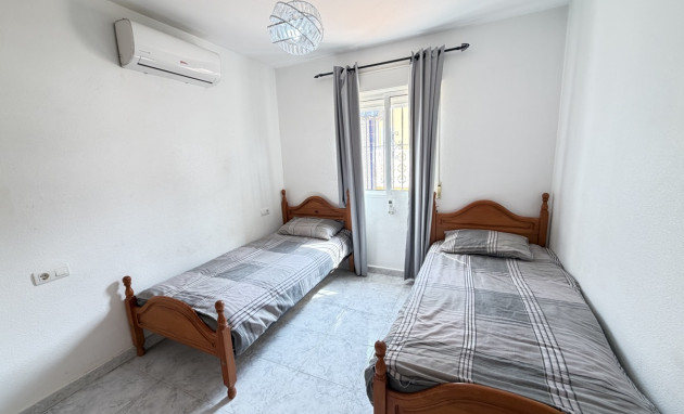 Herverkoop - Detached Villa - Orihuela Costa - Villamartin