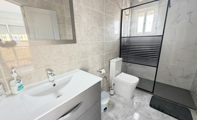 Herverkoop - Detached Villa - Orihuela Costa - Villamartin