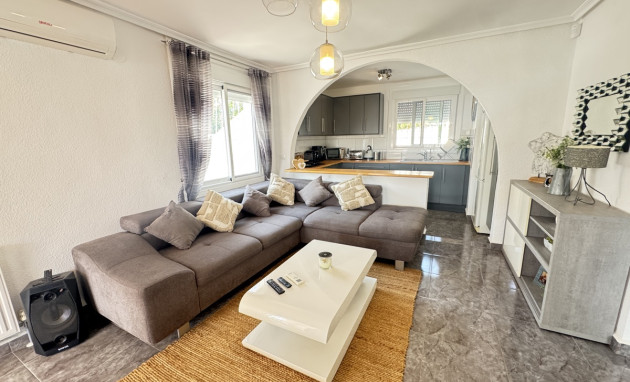 Herverkoop - Detached Villa - Orihuela Costa - Villamartin