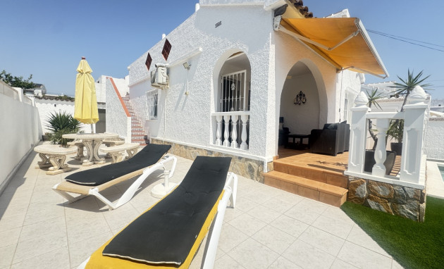Herverkoop - Detached Villa - Orihuela Costa - Villamartin