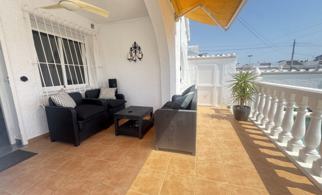 Herverkoop - Detached Villa - Orihuela Costa - Villamartin
