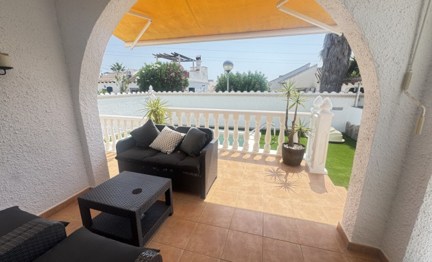 Herverkoop - Detached Villa - Orihuela Costa - Villamartin