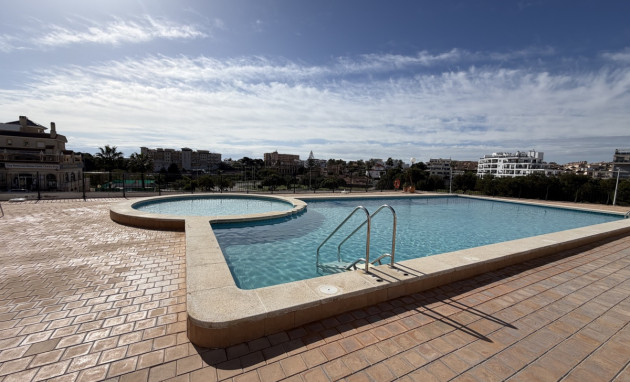 Herverkoop - Apartment - Orihuela Costa - La Zenia