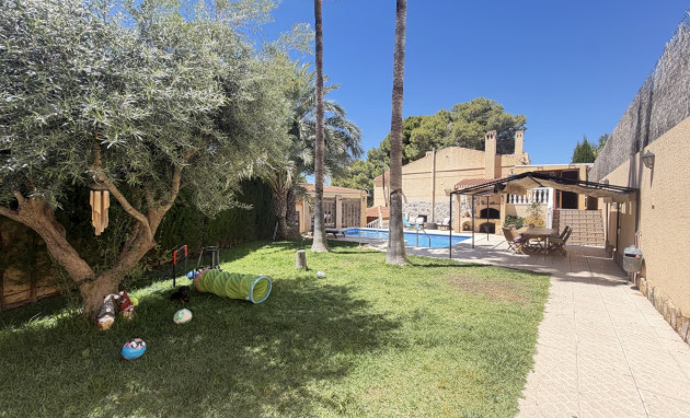 Herverkoop - Detached Villa - Torrevieja - Los Balcones