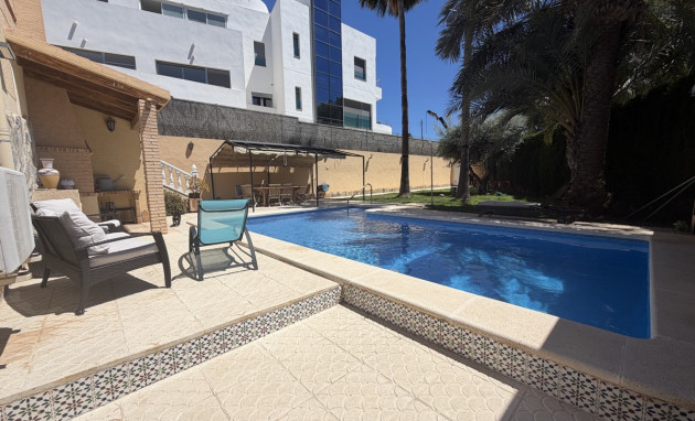 Herverkoop - Detached Villa - Torrevieja - Los Balcones