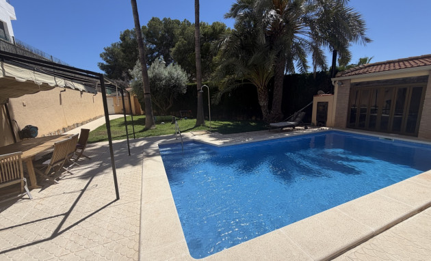 Herverkoop - Detached Villa - Torrevieja - Los Balcones