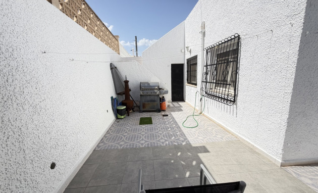 Herverkoop - Bungalow - Gelijkvloers - Orihuela Costa - Villamartin