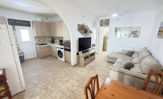 Herverkoop - Bungalow - Gelijkvloers - Orihuela Costa - Villamartin