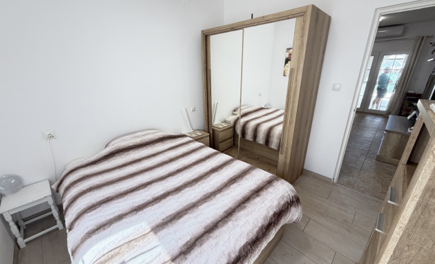 Herverkoop - Bungalow - Gelijkvloers - Orihuela Costa - Villamartin