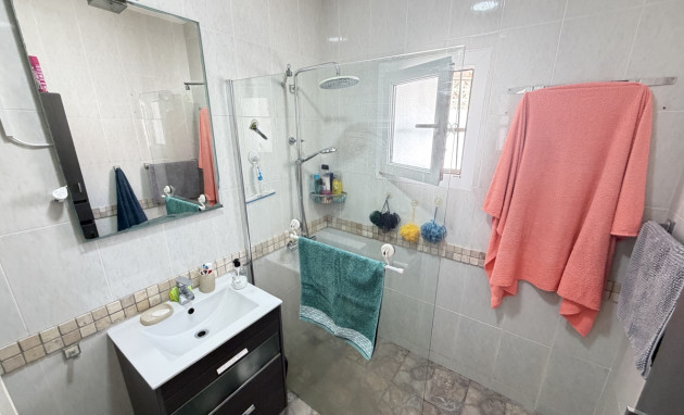 Herverkoop - Bungalow - Gelijkvloers - Orihuela Costa - Villamartin