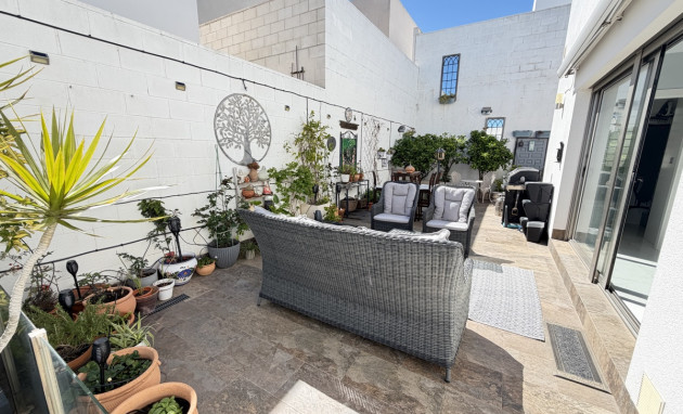 Herverkoop - Detached Villa - Orihuela Costa - Villamartin