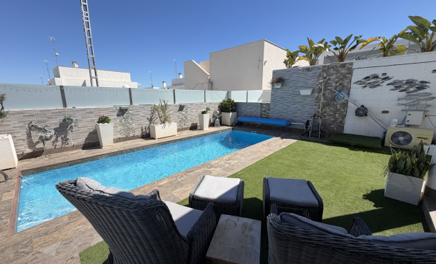 Herverkoop - Detached Villa - Orihuela Costa - Villamartin