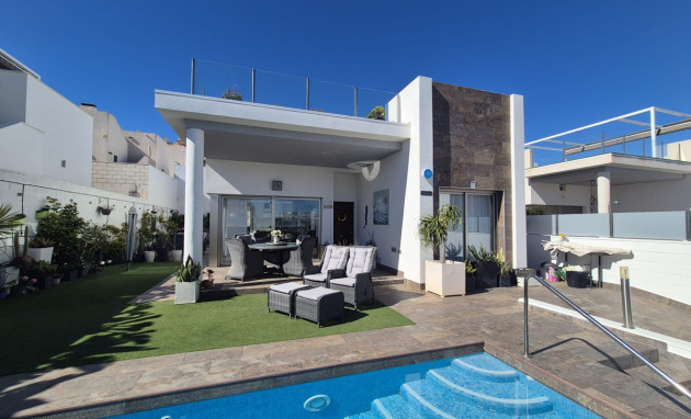 Herverkoop - Detached Villa - Orihuela Costa - Villamartin