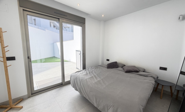 Herverkoop - Detached Villa - Orihuela Costa - Villamartin