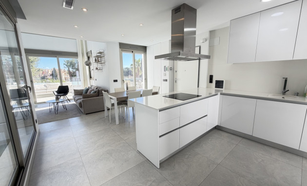 Herverkoop - Detached Villa - Orihuela Costa - Villamartin