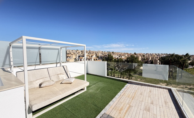 Herverkoop - Detached Villa - Orihuela Costa - Villamartin