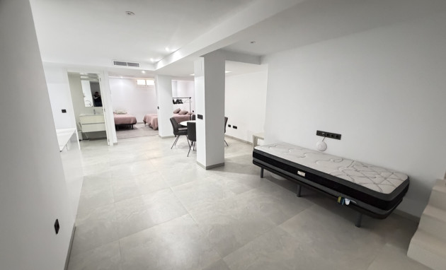 Herverkoop - Detached Villa - Orihuela Costa - Villamartin