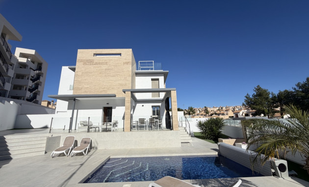 Herverkoop - Detached Villa - Orihuela Costa - Villamartin