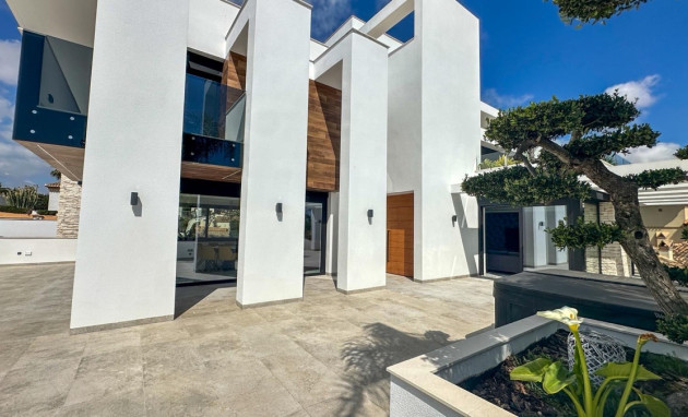 Herverkoop - Detached Villa - Orihuela Costa - Villamartin