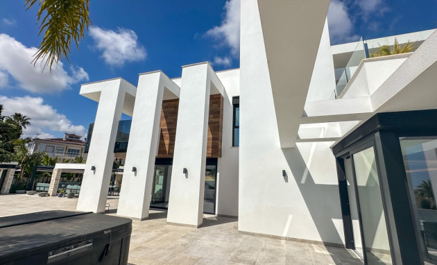 Herverkoop - Detached Villa - Orihuela Costa - Villamartin