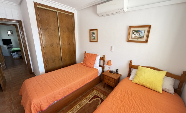 Herverkoop - Bungalow - Gelijkvloers - Orihuela Costa - La Zenia