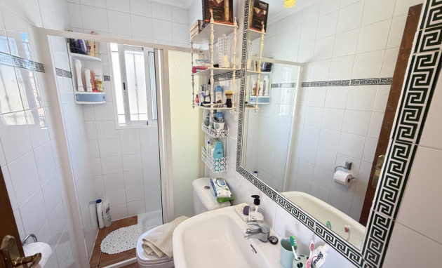 Herverkoop - Bungalow - Gelijkvloers - Orihuela Costa - La Zenia