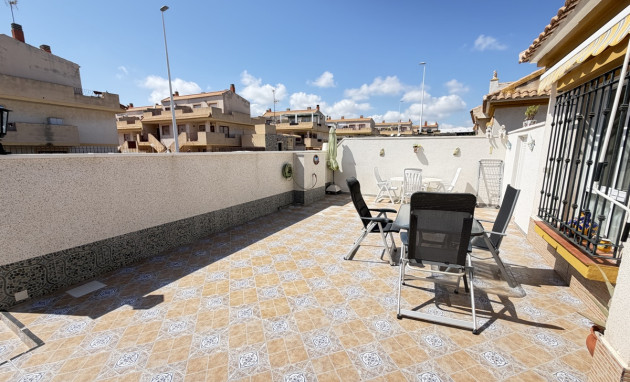 Herverkoop - Bungalow - Gelijkvloers - Orihuela Costa - La Zenia