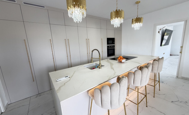 Herverkoop - Detached Villa - Orihuela Costa - Villamartin