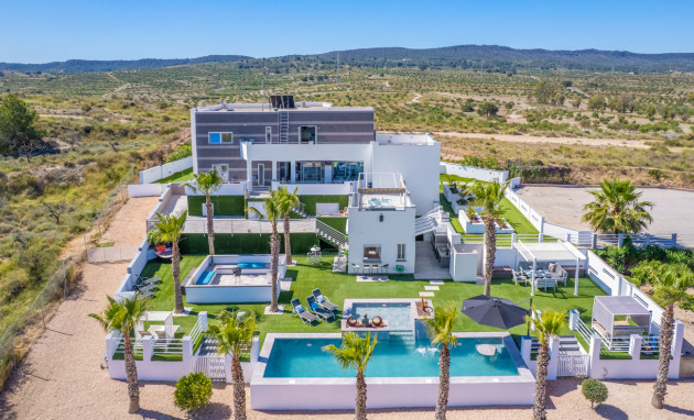Herverkoop - Detached Villa - Torremendo - Torremendo - Country