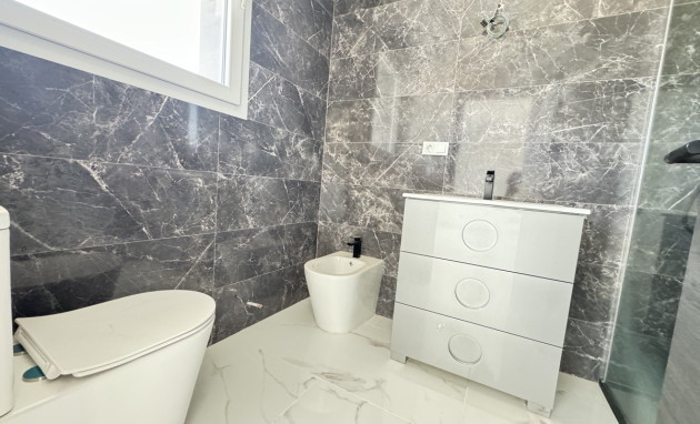 Herverkoop - Detached Villa - Orihuela Costa - Los Balcones