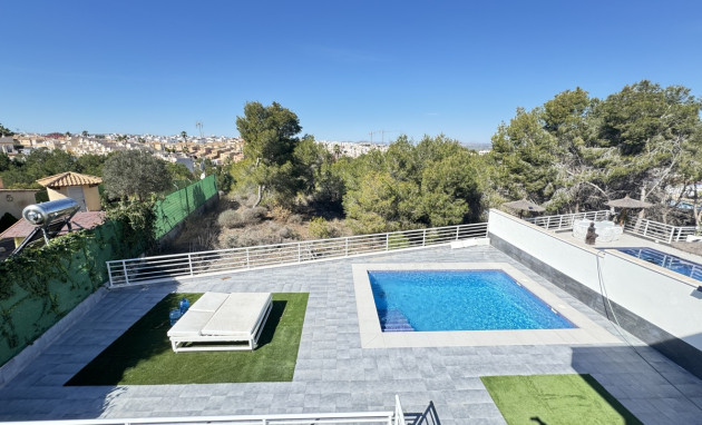 Herverkoop - Detached Villa - Orihuela Costa - Los Balcones