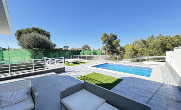 Herverkoop - Detached Villa - Orihuela Costa - Los Balcones