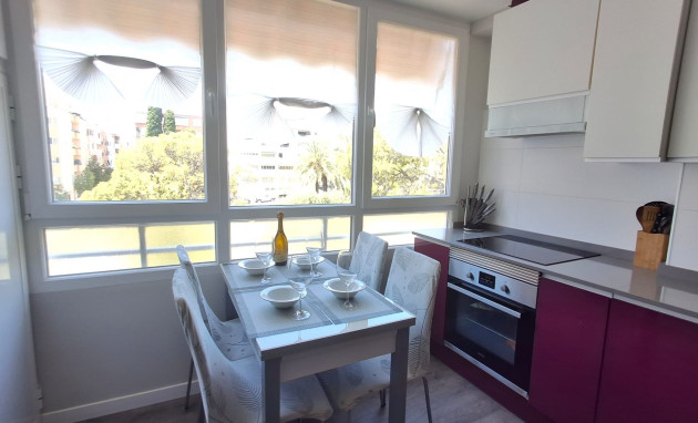 Herverkoop - Apartment - Torrevieja - Playa Del Cura