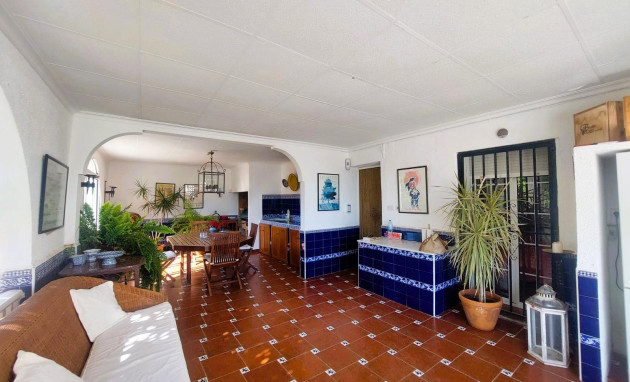 Resale - Masia - La marina - La Marina