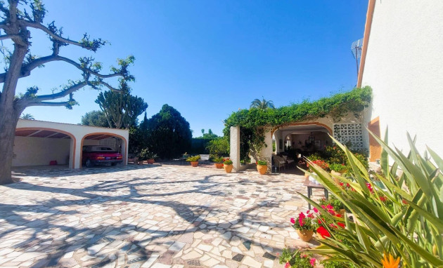 Resale - Masia - La marina - La Marina