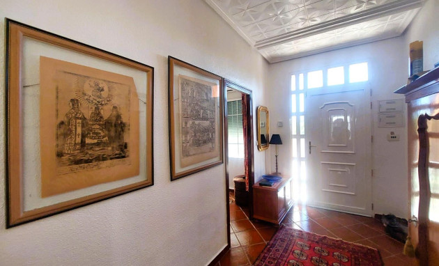 Resale - Masia - La marina - La Marina