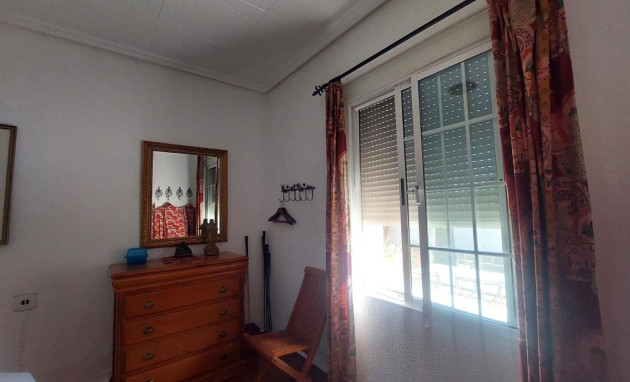 Resale - Masia - La marina - La Marina