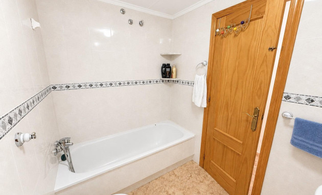 Herverkoop - Penthouse - Torrevieja - Estacion de autobuses