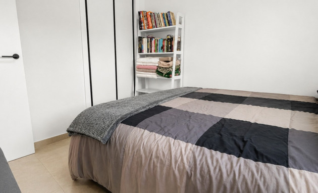 Herverkoop - Apartment - Guardamar del Segura - El Raso