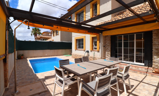 Herverkoop - Semi detached Villa - Los Montesinos - La Herrada
