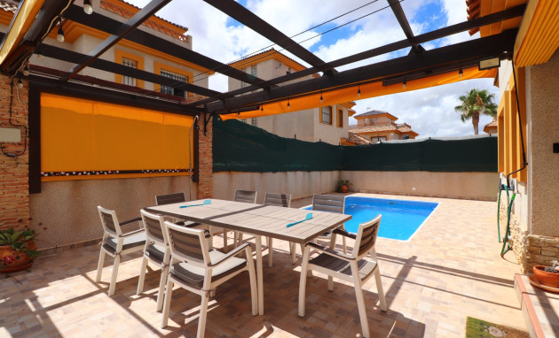 Herverkoop - Semi detached Villa - Los Montesinos - La Herrada