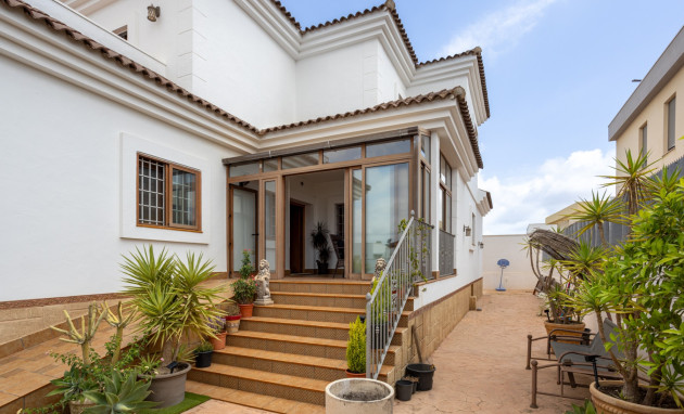 Herverkoop - Detached Villa - Los Montesinos - La Herrada