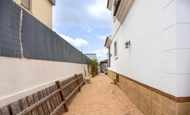 Herverkoop - Detached Villa - Los Montesinos - La Herrada