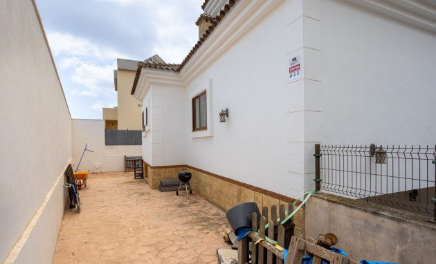 Herverkoop - Detached Villa - Los Montesinos - La Herrada