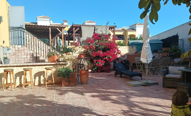 Herverkoop - Apartment - Los Montesinos - La Herrada